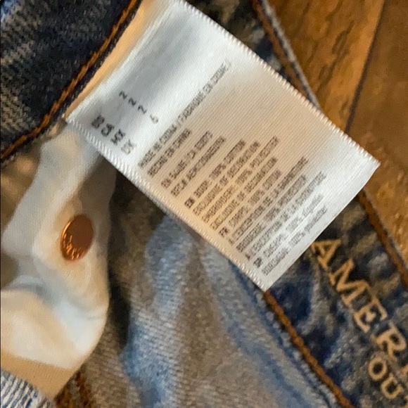 AMERICAN EAGLE floral embroidered denim mini high - Picture 5 of 8